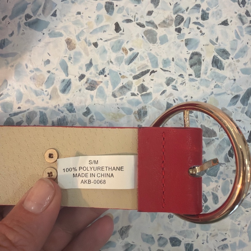 Anne Klein Red Wide Belt Gold Circle Buckle Statement S/M - Picture 3 of 3